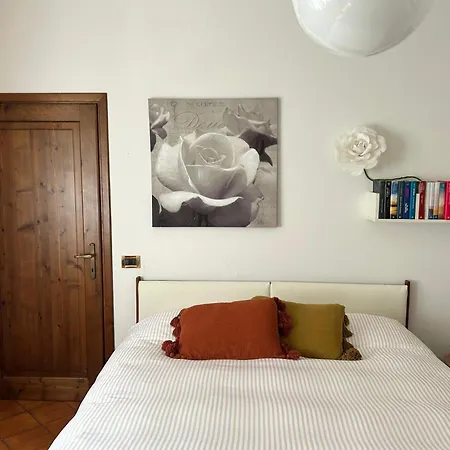 Rosa Nel Borgo Apartmán Liedolo